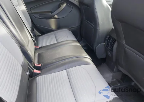 2018 Ford Escape Se from USA, damaged, VIN 1FMCU9GD0JUA76323